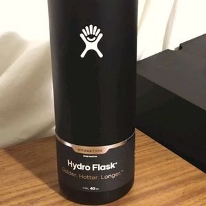 HYDRO FLASK WATER CANTEEN 40 OUNCE